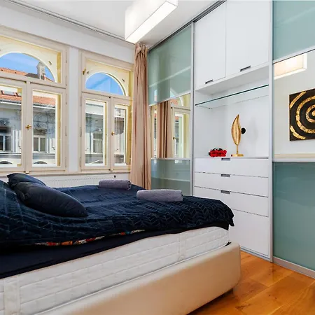 Big Cat Appartement *